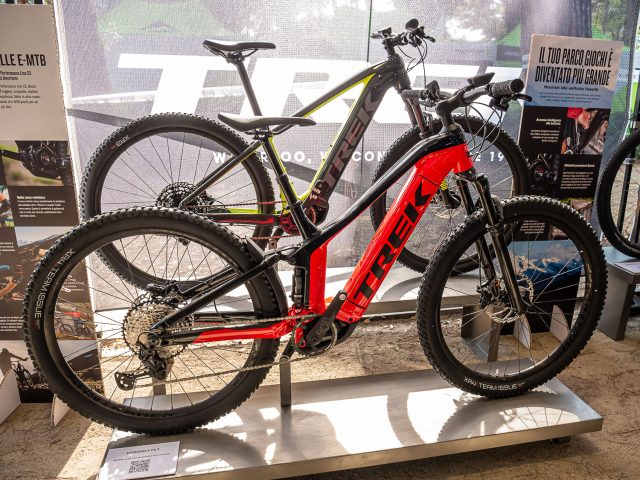 Trek Powerfly FS - 01