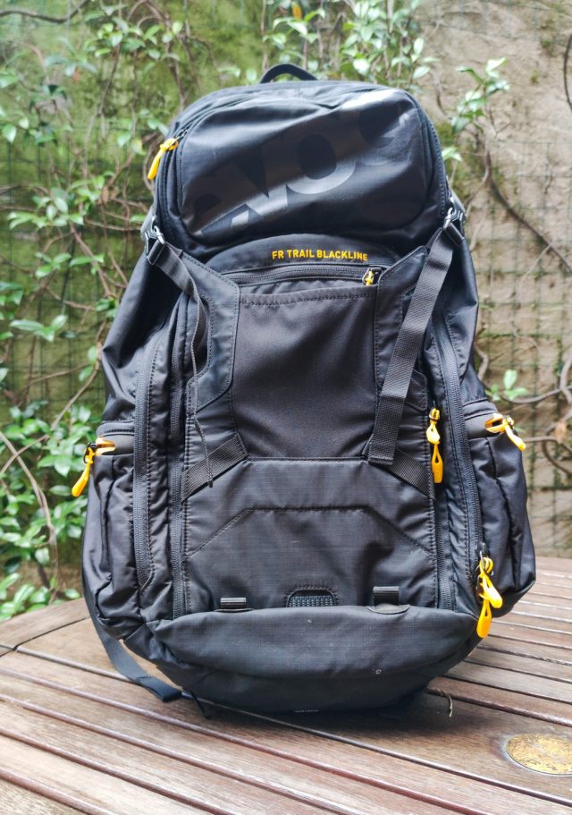 Evoc FR Trail Black Line 20L