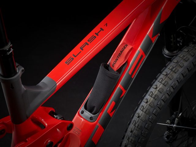 Trek Slash MY21 - 05