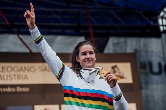 Mondiali MTB 2020 - Camille Balanche oro