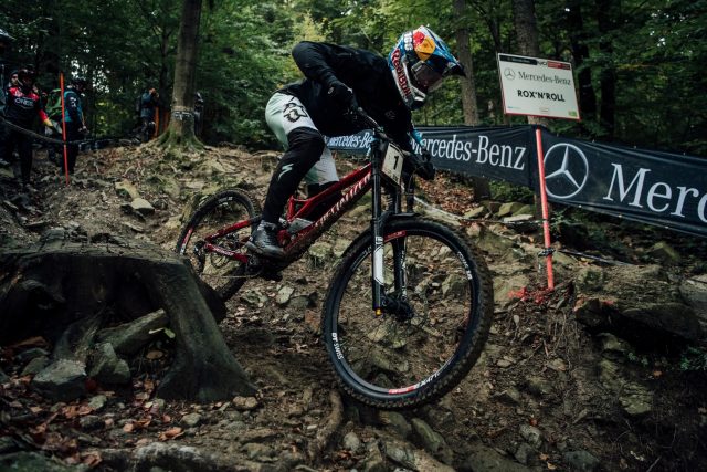 World Cup DH Maribor - Loic Bruni - bosco