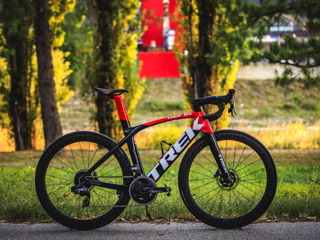 trek madone segafredo 2021
