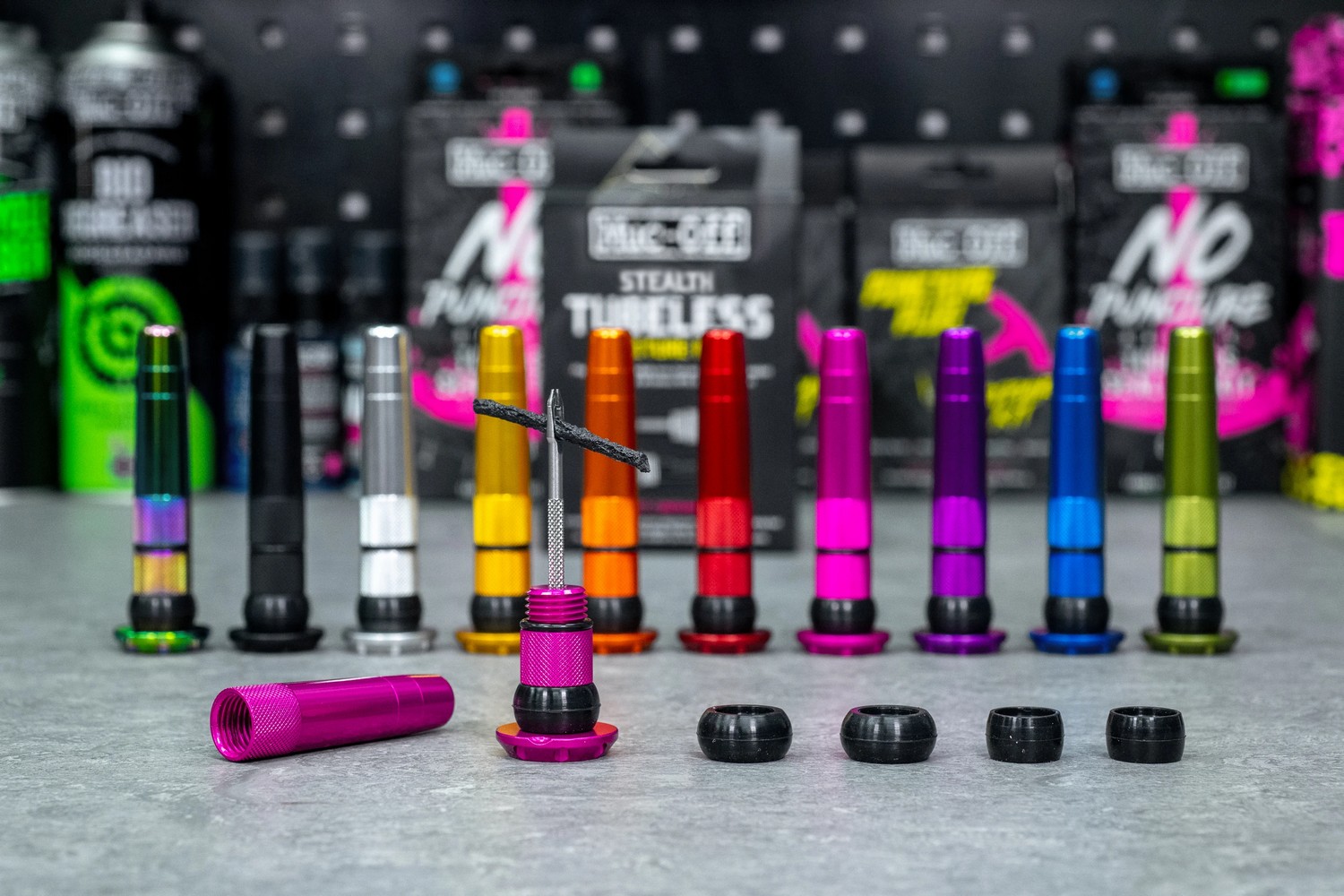 Muc-Off Stealth Tubeless Puncture Plug - cover