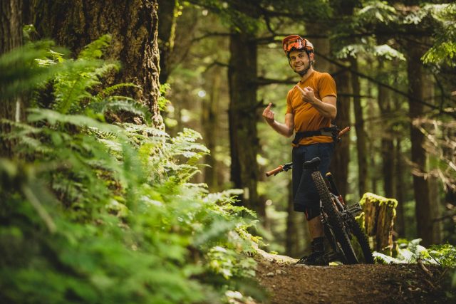 Kona Honzo ESD ITW - lifestyle