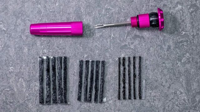 Muc-Off Stealth Tubeless Puncture Plug - 02