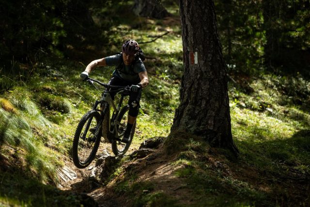 Heckler MX - action