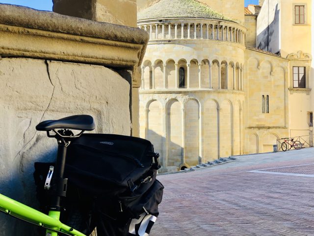 asfalto e off road con Fi'zi:k Terra Argo