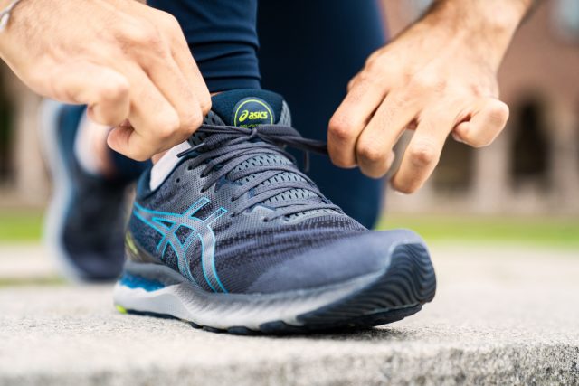 ASICS Gel Nimbus 23 perfetta per una corsa fuori casa o per un amaratona di 42 chilometri