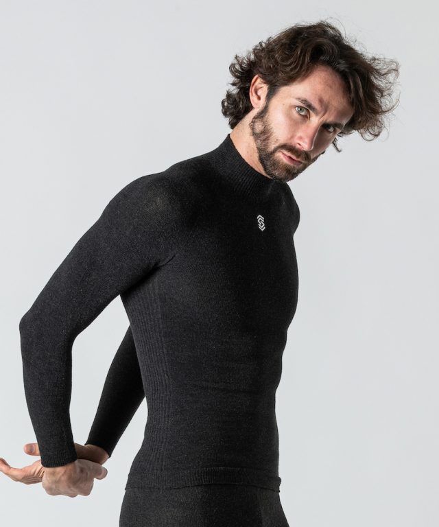 Silverskin Advanced Base Layer nella versione collo alto da uomo a manica lunga