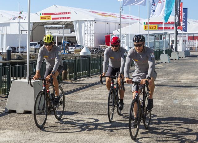 Luna Rossa Prada Pirelli e le biciclette Titici