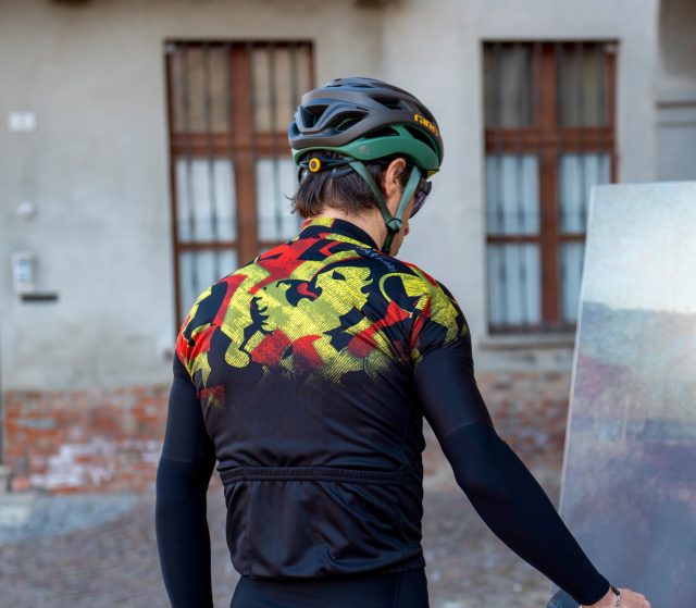 Casco Giro Helios Spherical, la nostra prova