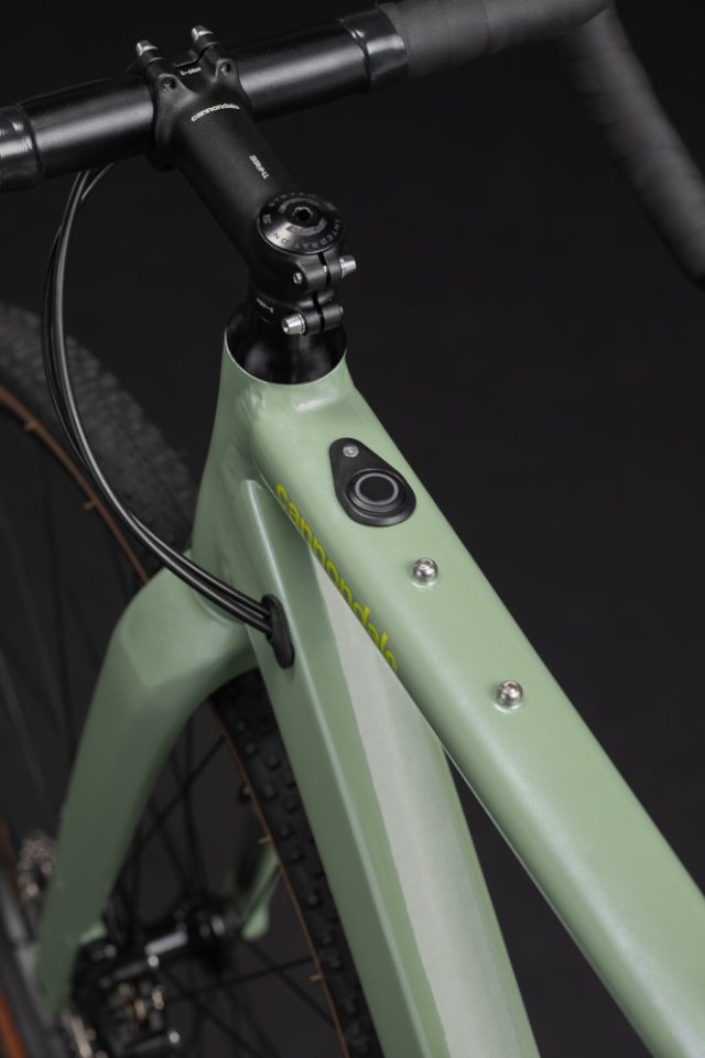 Cannondale Topstone Neo SL, e-gravel e alluminio