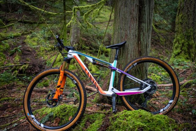 Canyon MTB Racing - Lux CF SLX