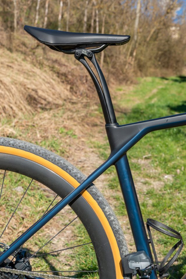 Canyon Grail CF SLX 8, gravel and racing