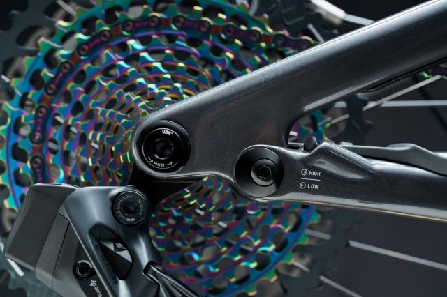 Specialized Turbo levo MY22 - flip chip