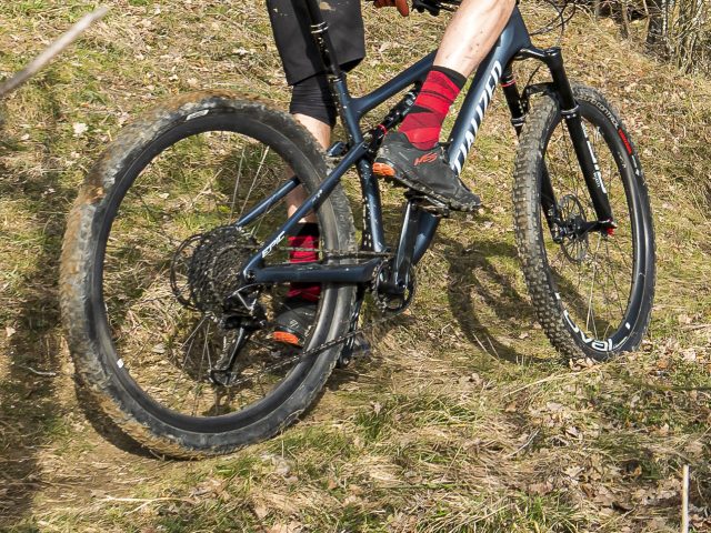 Shimano ME5 - action 01
