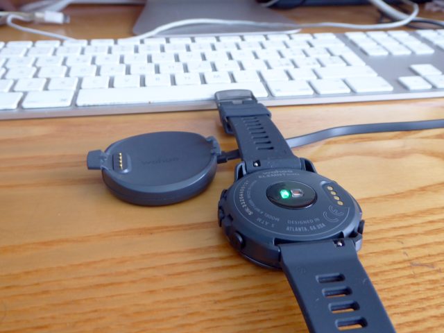 wahoo elemnt rival sportwatch