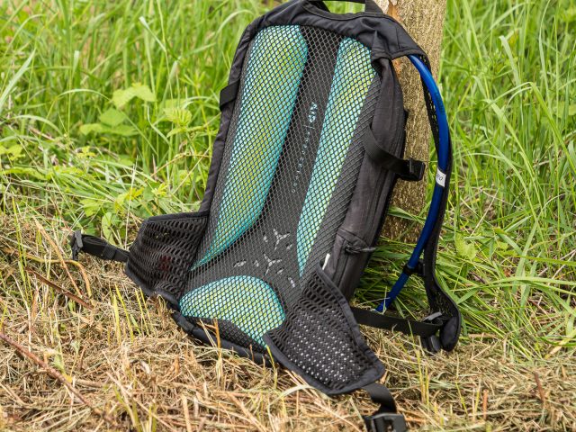 Camelbak MULE Pro 14 test - schienale