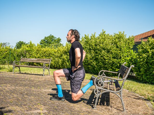 Allenamento a casa per MTB - forza gambe - split squat 02