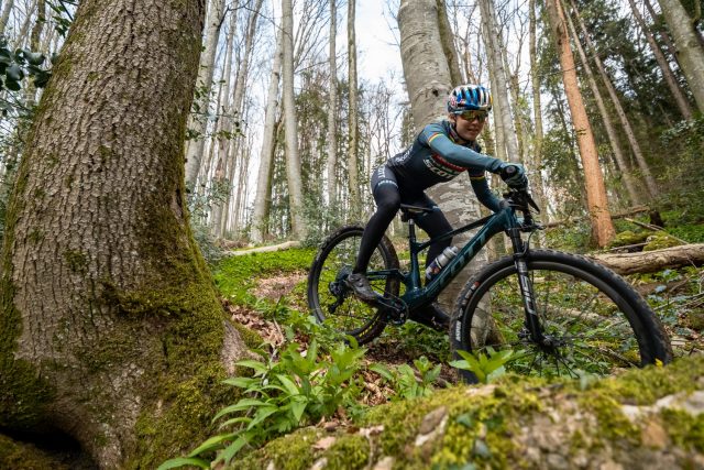 Kate Courtney - Scott Contessa Spark RC MY22