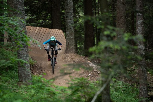 Rotwild R.E375 Pro short test - action