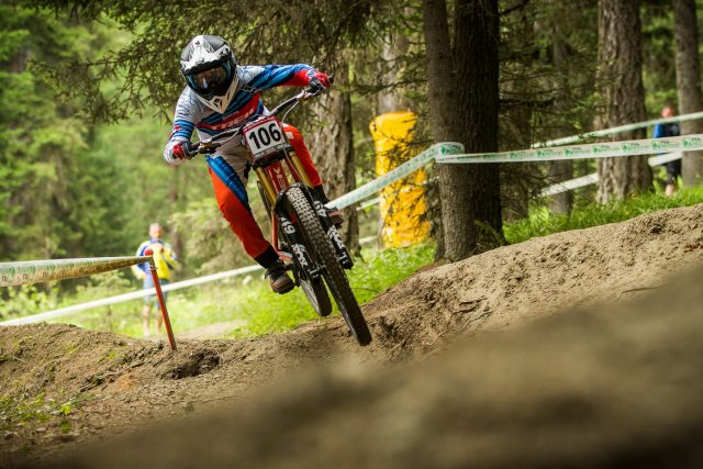 iXS European DH Pila - 07