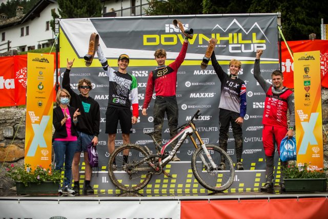 iXS European DH Pila - 09