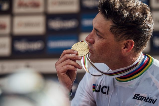 Greg Minnar - oro