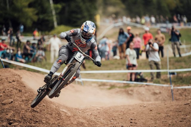 Loic Bruni - Snowshoe #2