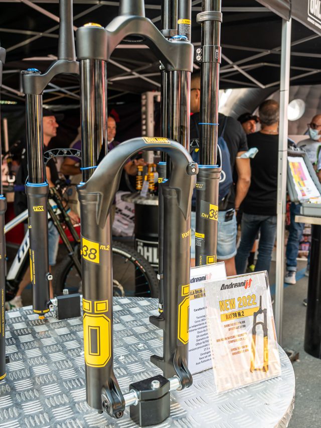 Ohlins RXF 38 - 01