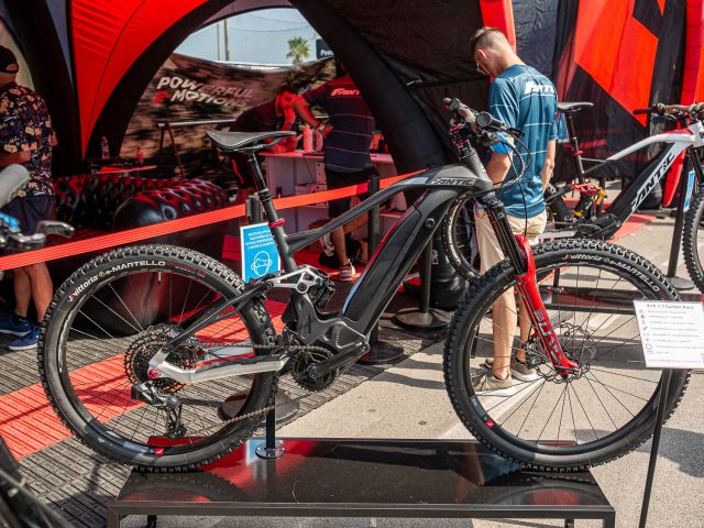 Fantic XMF 1.7 Carbon Race