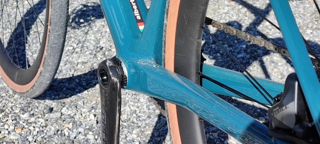 BMC Roadmachine X, road e gravel all'italiana