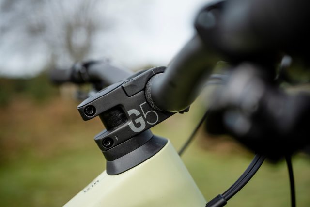Spectral MY22 - stem