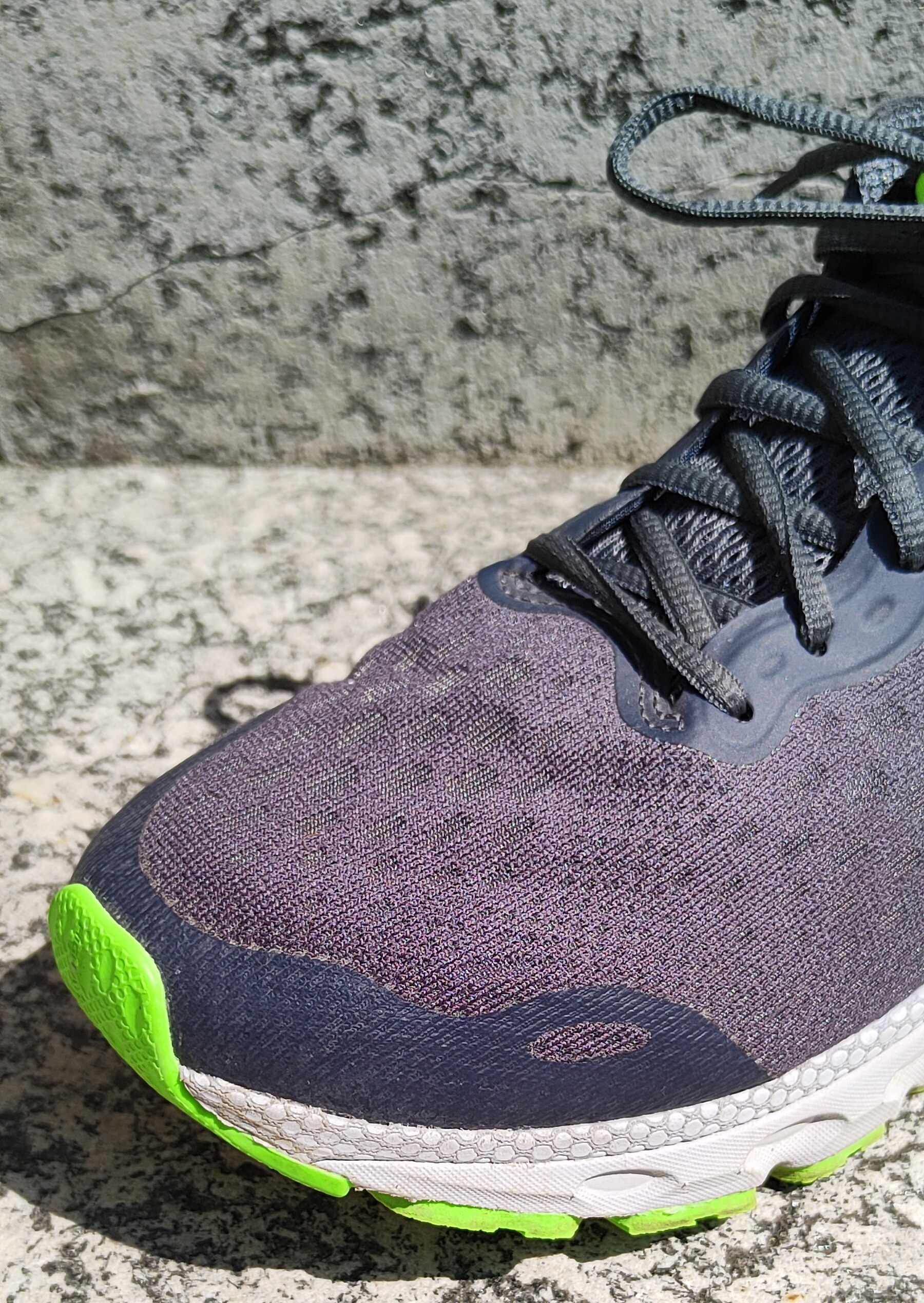 UNDER ARMOUR HOVR