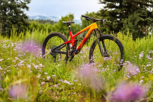 Trek Top Fuel MY22 - cover