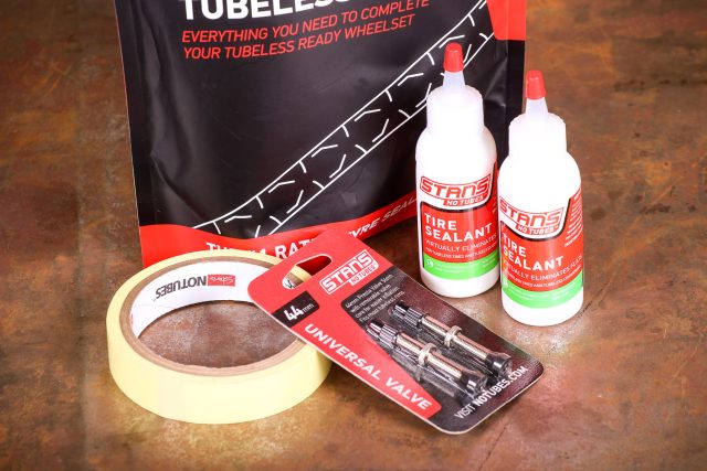 Stan's Notubes lattice - kit tubeless road