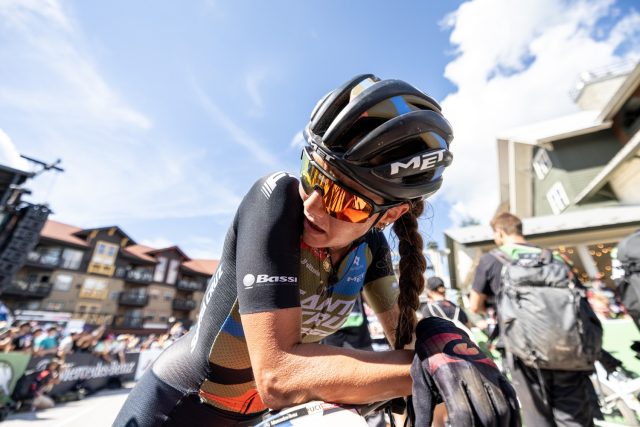 Greta Seiwald - World Cup XCO Snowshoe - finish line