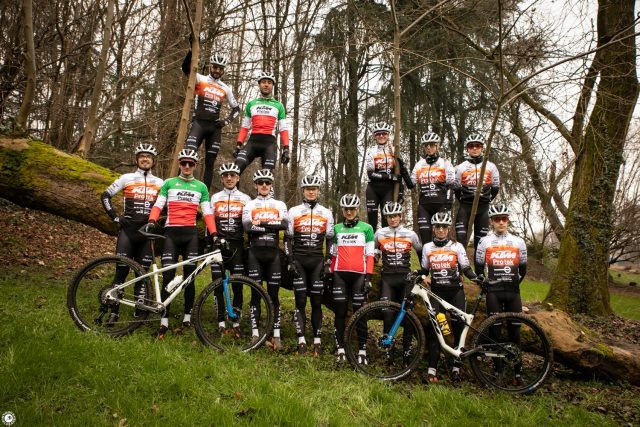 Team KTM Protek Elettrosystem - gruppo