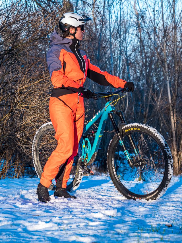 Alpinestars Tahoe Waterproof Suit review - 01