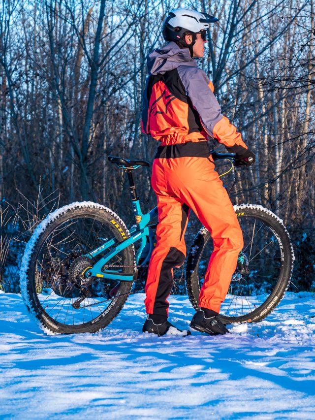 Alpinestars Tahoe Waterproof Suit review - 02