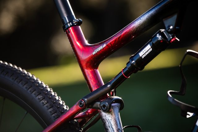 Specialized Factory Racing 2022 - S-Works Epic - 01