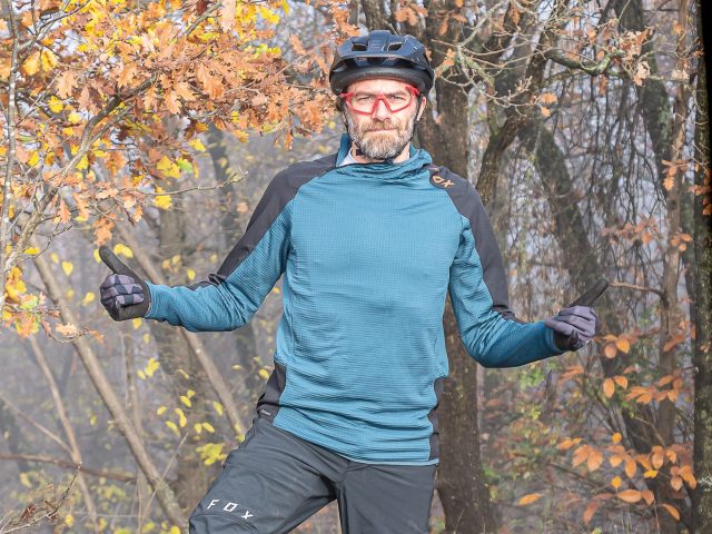 Fox Racing - test abbigliamento invernale MTB - maglia Defend Thermo Hoodie