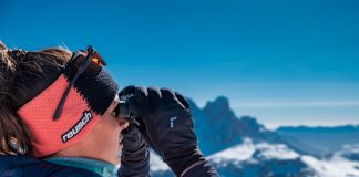 Reusch-GARHWAL-HYBRID-Glove-Lifestyle