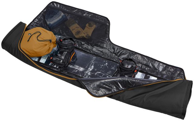 Small-Thule_RoundTrip_TRSN165_Snowboard_Bag_165cm_Black_FS_01_3204361