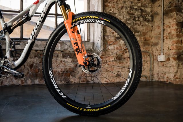 Wilier Triestina-Pirelli Factory Team - Urta SLR forcella anteriore