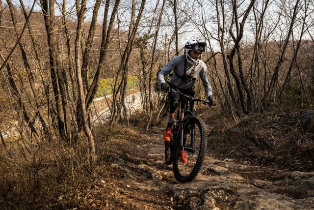 Orbea Rise M-Team short test - action 02
