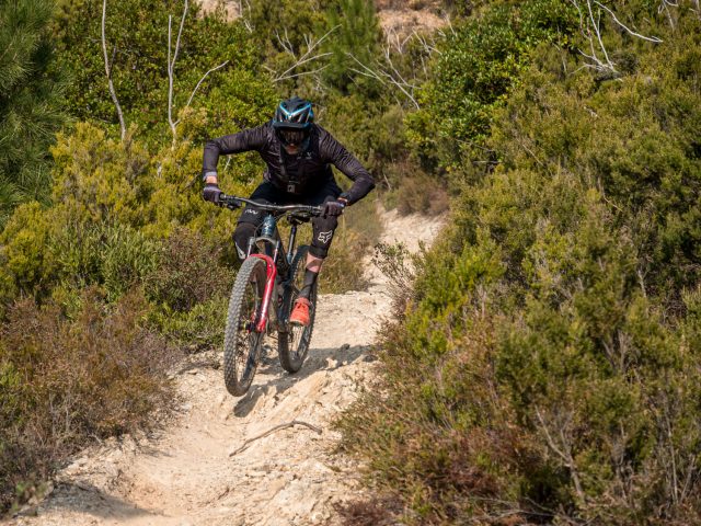 Nukeproof Reactor 290C RS test - action 01