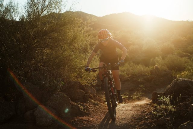 Novità della settimana MTB #7 - Pivot Les SL - action