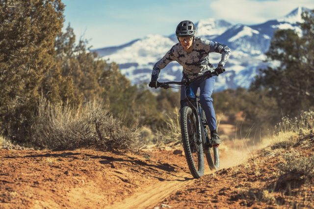 Cannondale Moterra Neo MY22 - action
