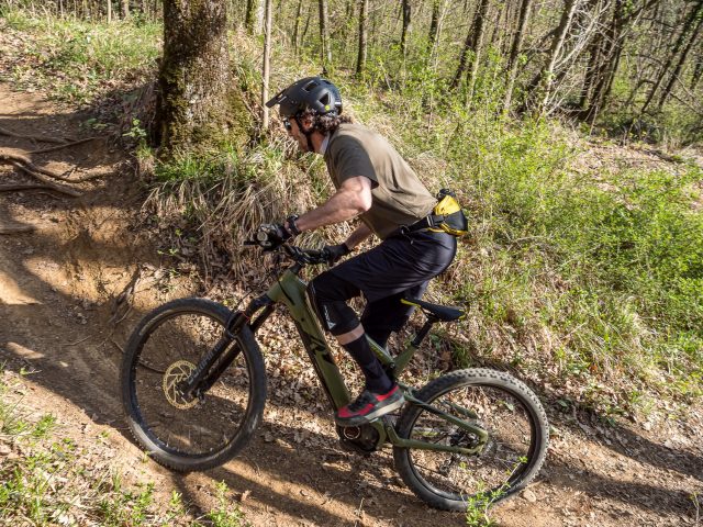 R Raymon TrailRay 160E 8.0 - action 01